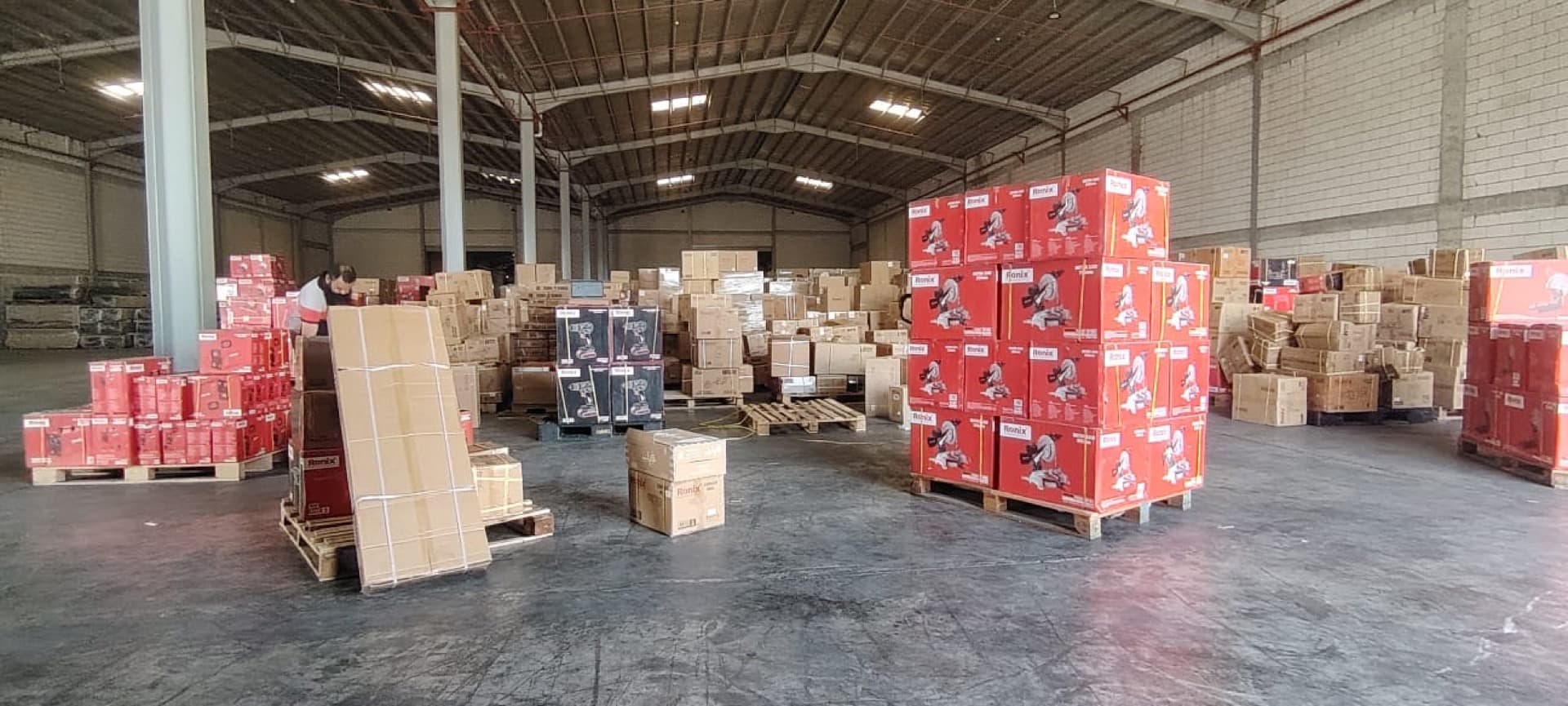 BRO Global warehouse — Ronix stock